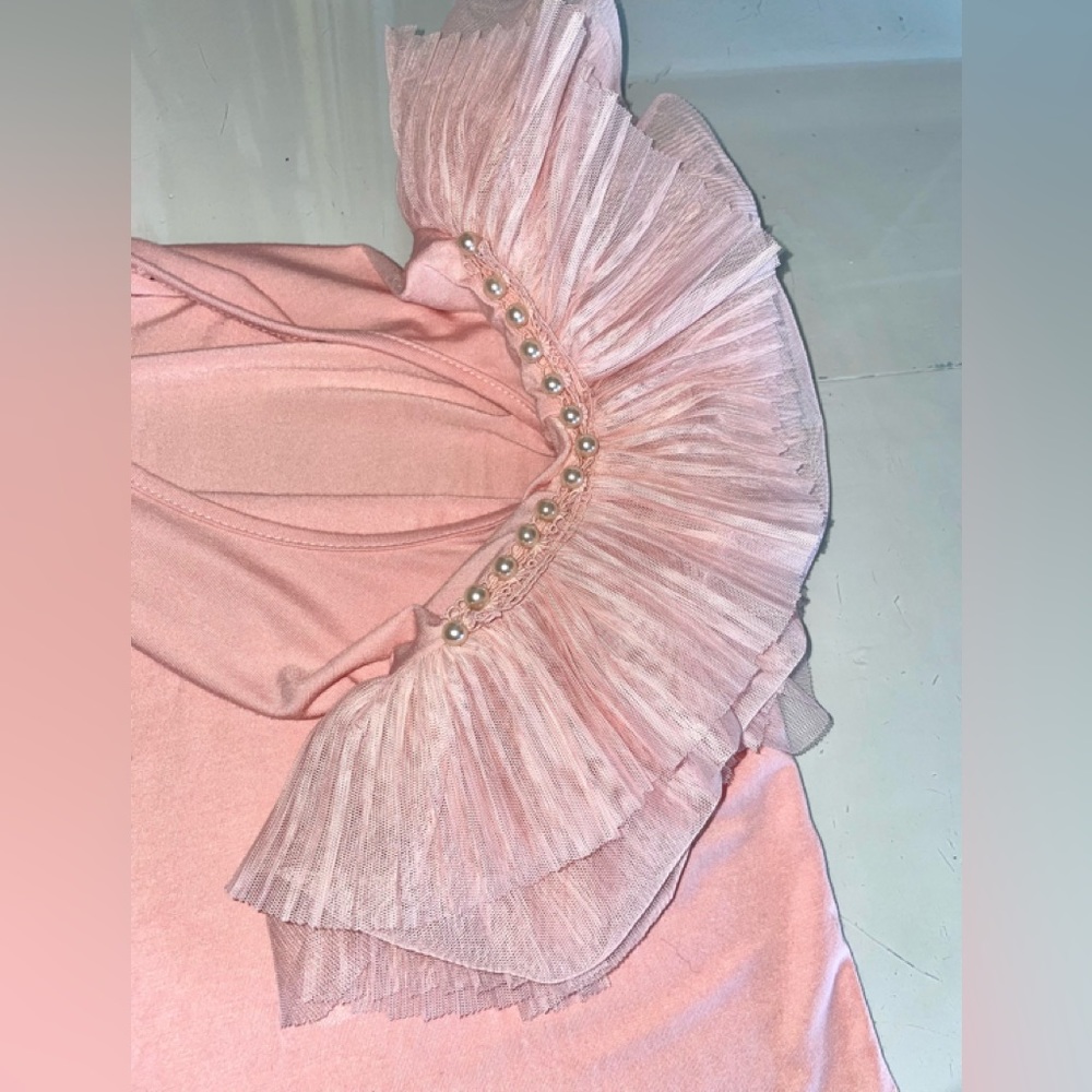 LAST SALE PRICE TOP FROTHY PLEATED LAYERS TULLE SLEEVE ROSE SIZE SMALL STRETCH - Picture 8 of 13